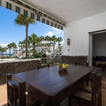 Casa Silvia, Casa Con Jardin Y Vista Al Mar بيت للعطل *