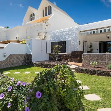 بيت للعطل Casa Silvia, Casa Con Jardin Y Vista Al Mar