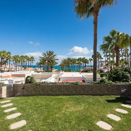 Casa Silvia, Casa Con Jardin Y Vista Al Mar بيت للعطل *