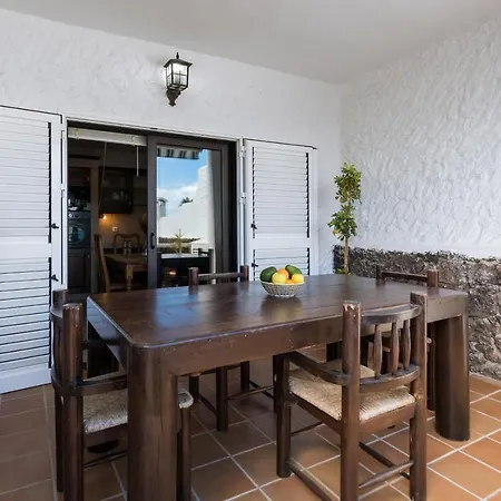 بيت للعطل Casa Silvia, Casa Con Jardin Y Vista Al Mar *