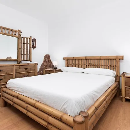 Casa Silvia, Casa Con Jardin Y Vista Al Mar بيت للعطل *