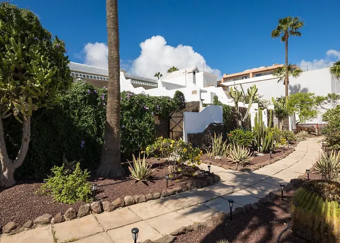 Casa Silvia, Casa Con Jardin Y Vista Al Mar * Κόστα Κάλμα