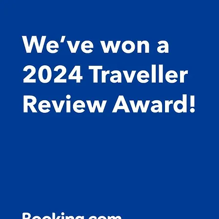 Casa Silvia, Casa Con Jardín Y Vista Al Mar